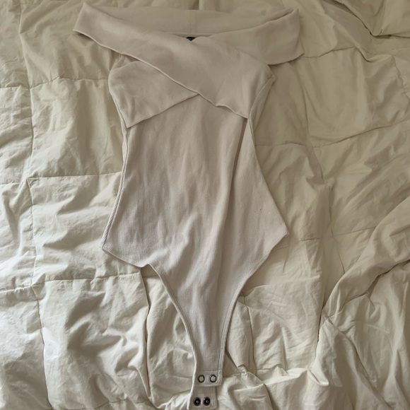 Abercrombie & Fitch bodysuit - Picture 1 of 3